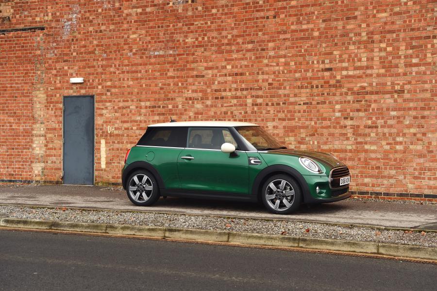  Mini Cooper 60 Years Edition (F56) 2019 года  (WW) (фото 5 из 189)
